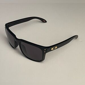 Oakley holbrook sunglasses
